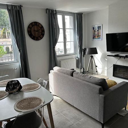 Appartement Avec Terrasse Au Puy Le Puy-en-Velay Ngoại thất bức ảnh