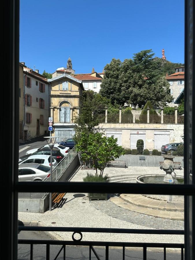 Appartement Avec Terrasse Au Puy Le Puy-en-Velay Ngoại thất bức ảnh