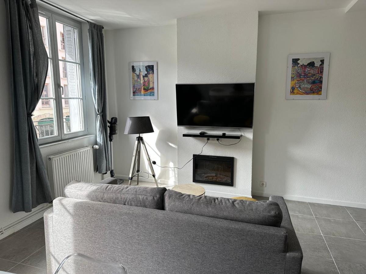 Appartement Avec Terrasse Au Puy Le Puy-en-Velay Ngoại thất bức ảnh